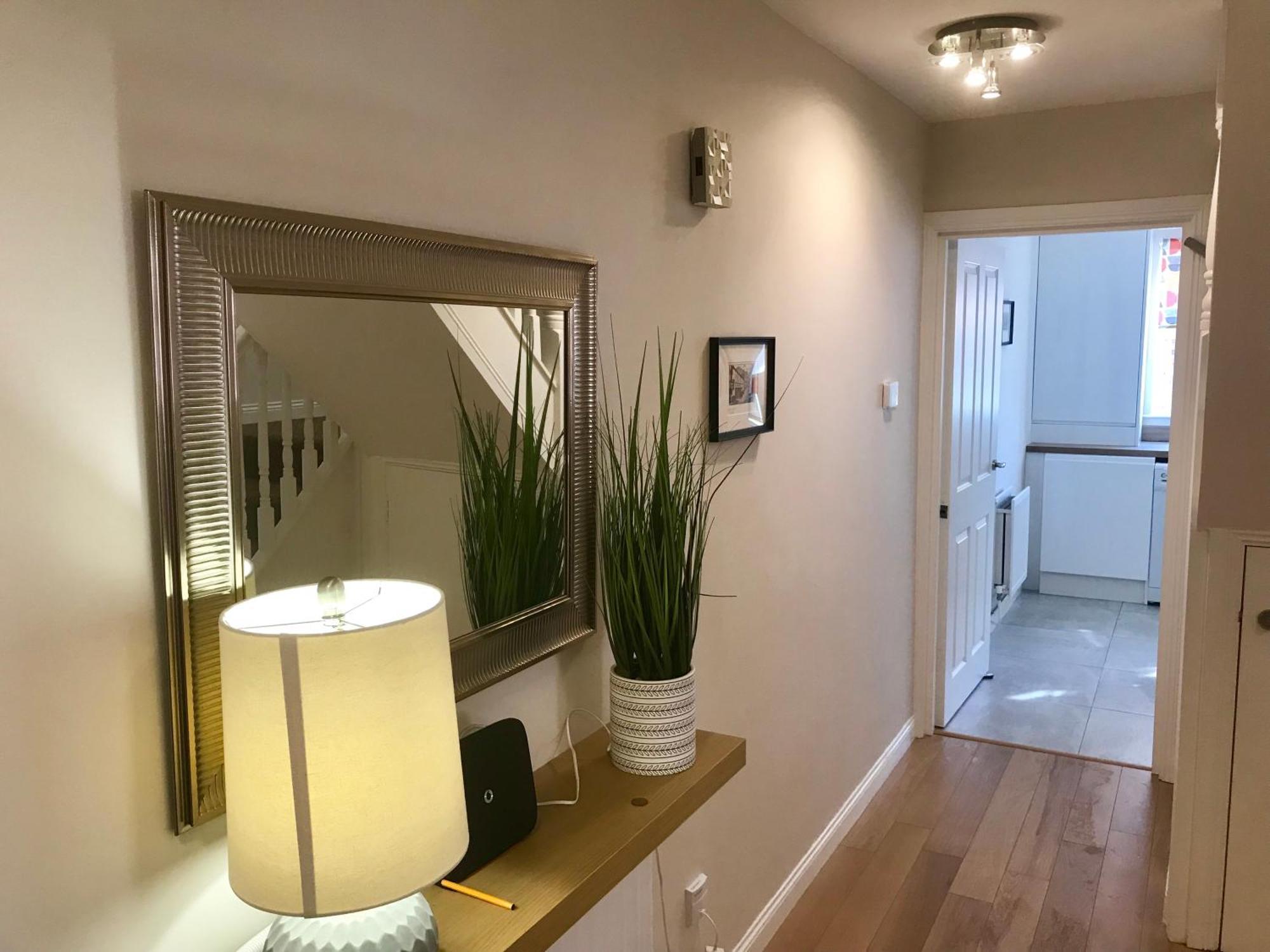 4 Bed Duplex Apartment, Белфаст Экстерьер фото